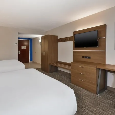 Holiday Inn Express & Suites Chesapeake By Ihg Exterior photo