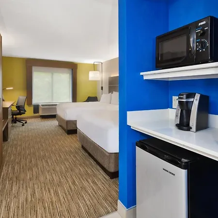 Holiday Inn Express & Suites Chesapeake By Ihg Exterior photo