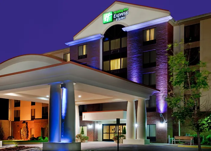 Holiday Inn Express & Suites Chesapeake By Ihg