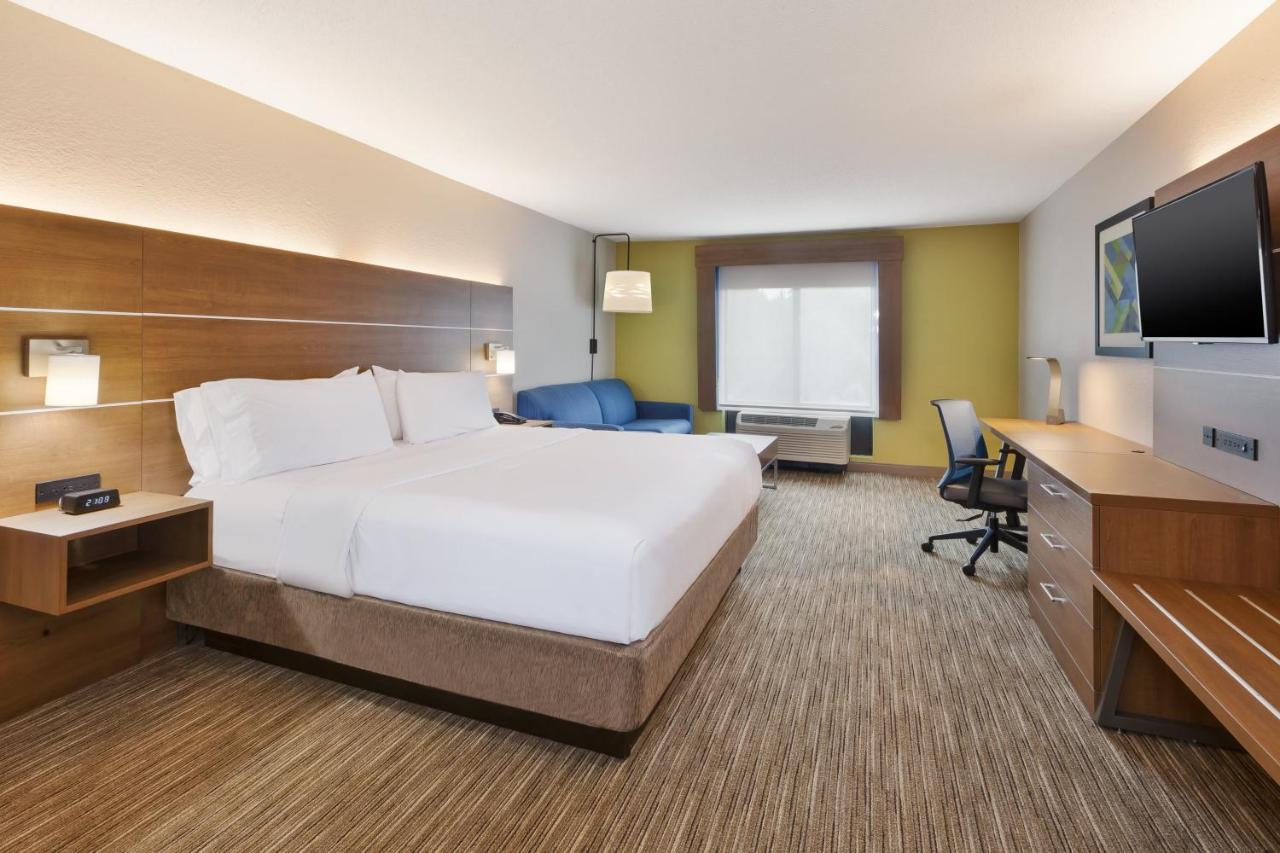 Express & By Ihg Hotel 2*