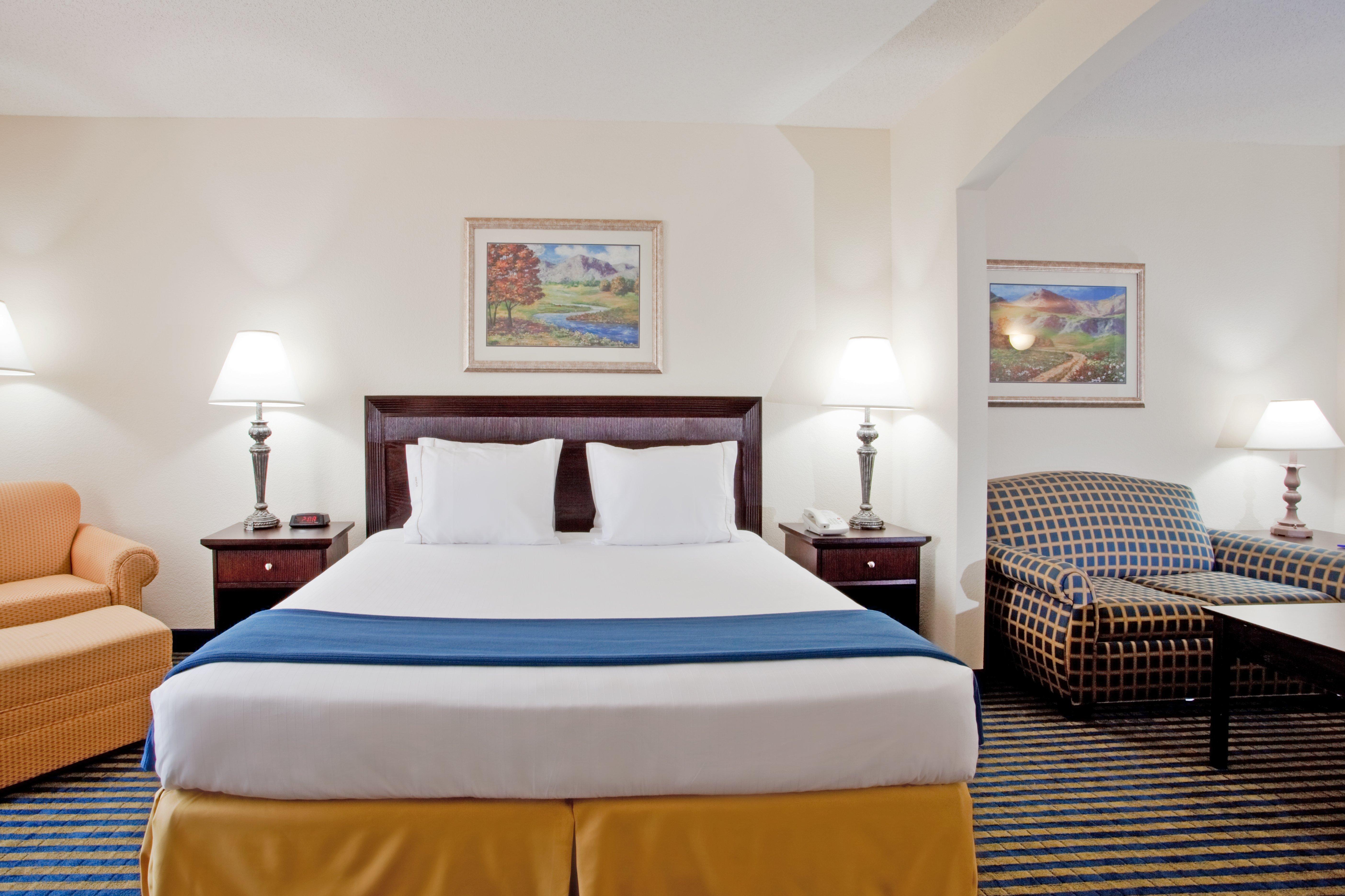 Express & By Ihg